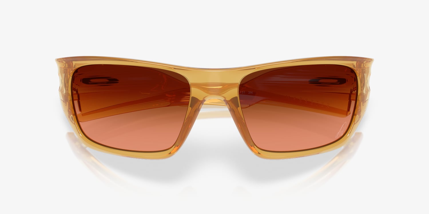 Oakley OO9486 Alexia Putellas Signature Series Masseter Sunglasses