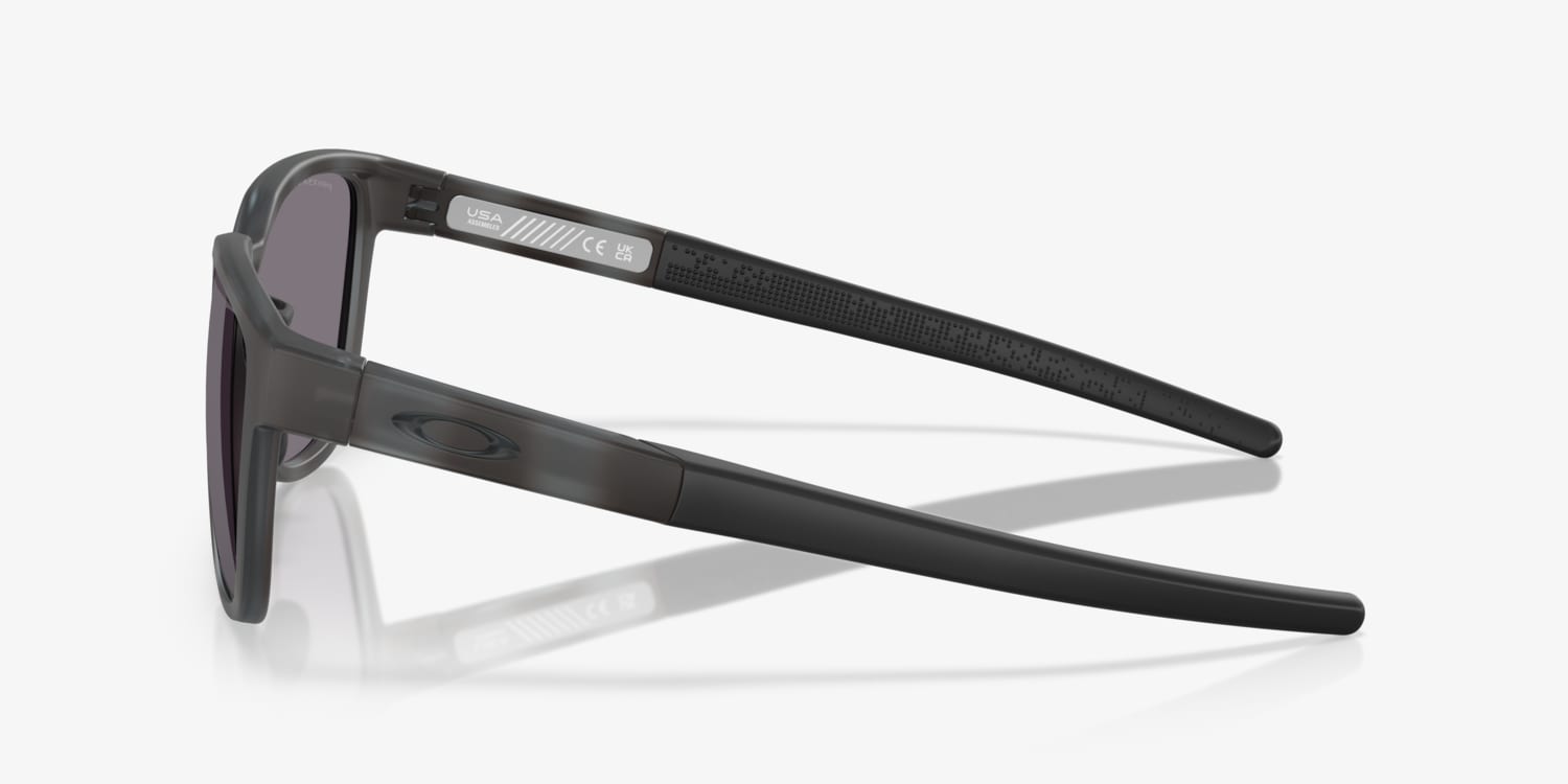 Oakley OO9250A Actuator (Low Bridge Fit) Sunglasses | LensCrafters