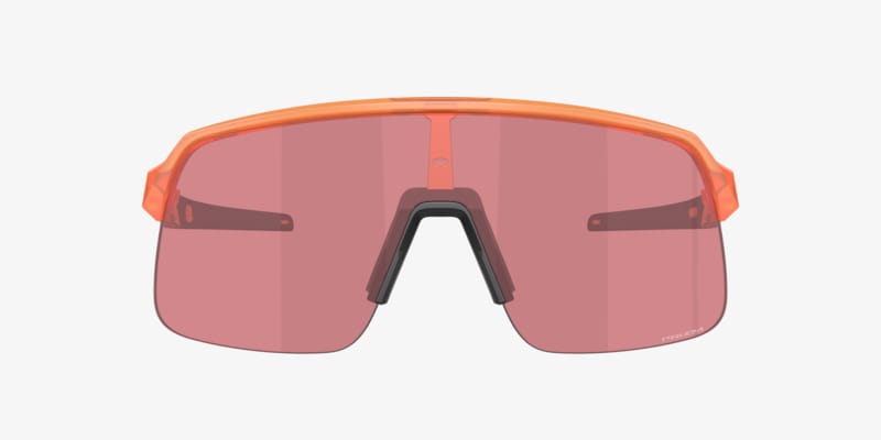 Oakley OO9404 Latch™ Panel Sunglasses | LensCrafters