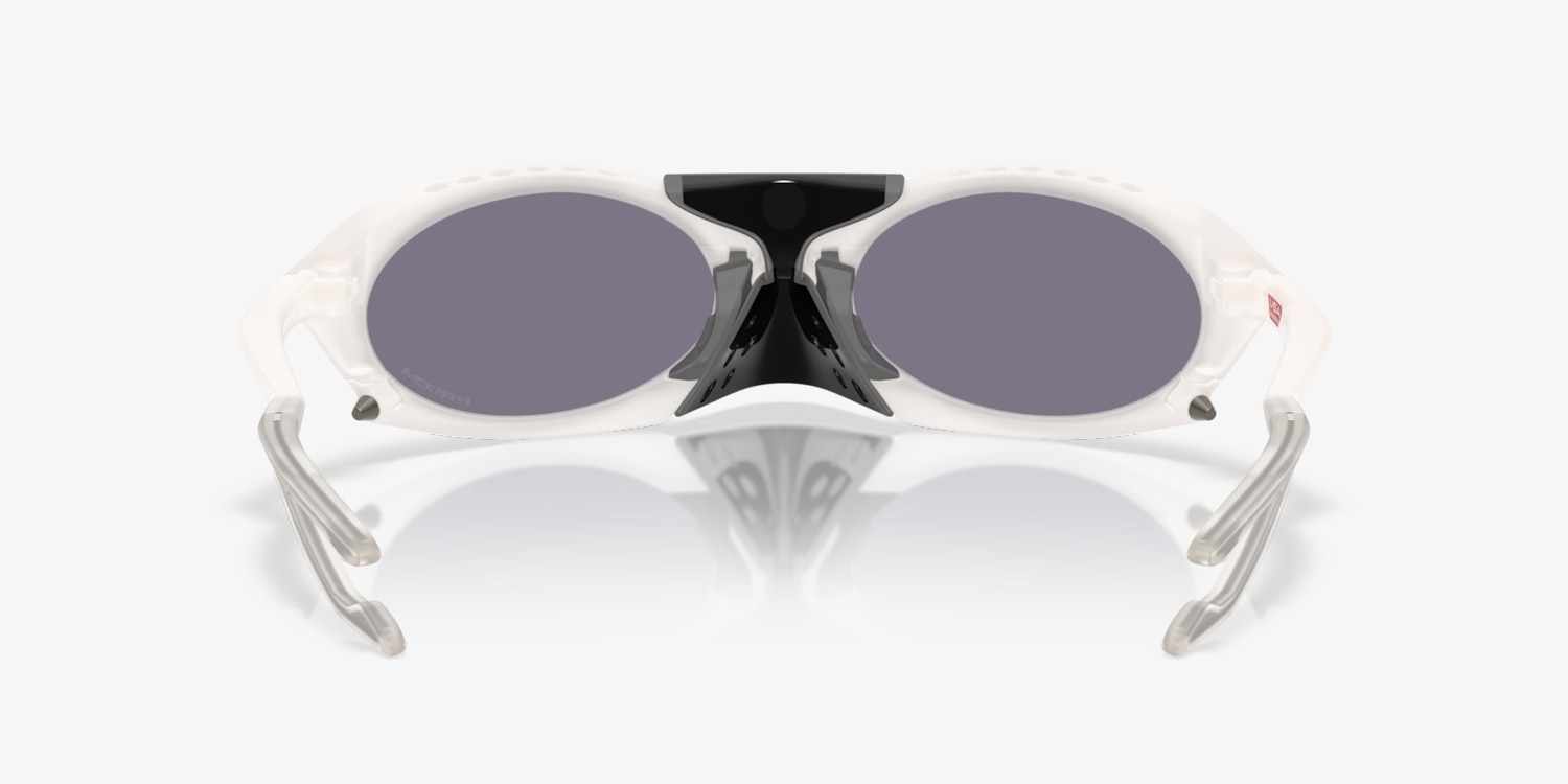 Oakley OO9437 Plantaris Seek Collection Sunglasses | LensCrafters